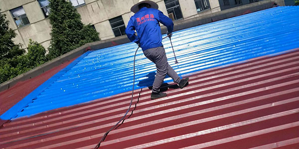 定期進行廠房彩鋼瓦翻新工作有何現實意義？